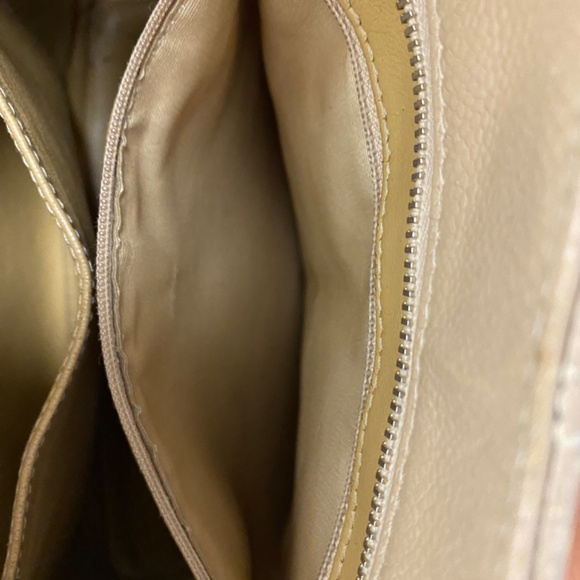 Chanel Medallion Beige Leather Monogram Tote with Gold Trim Authentic - Picture 6 of 15